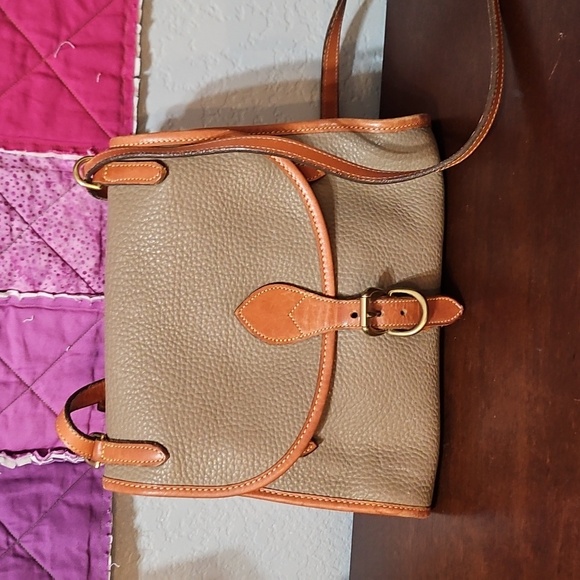 Dooney & Bourke Handbags - Vintage Dooney & Bourke Handbag